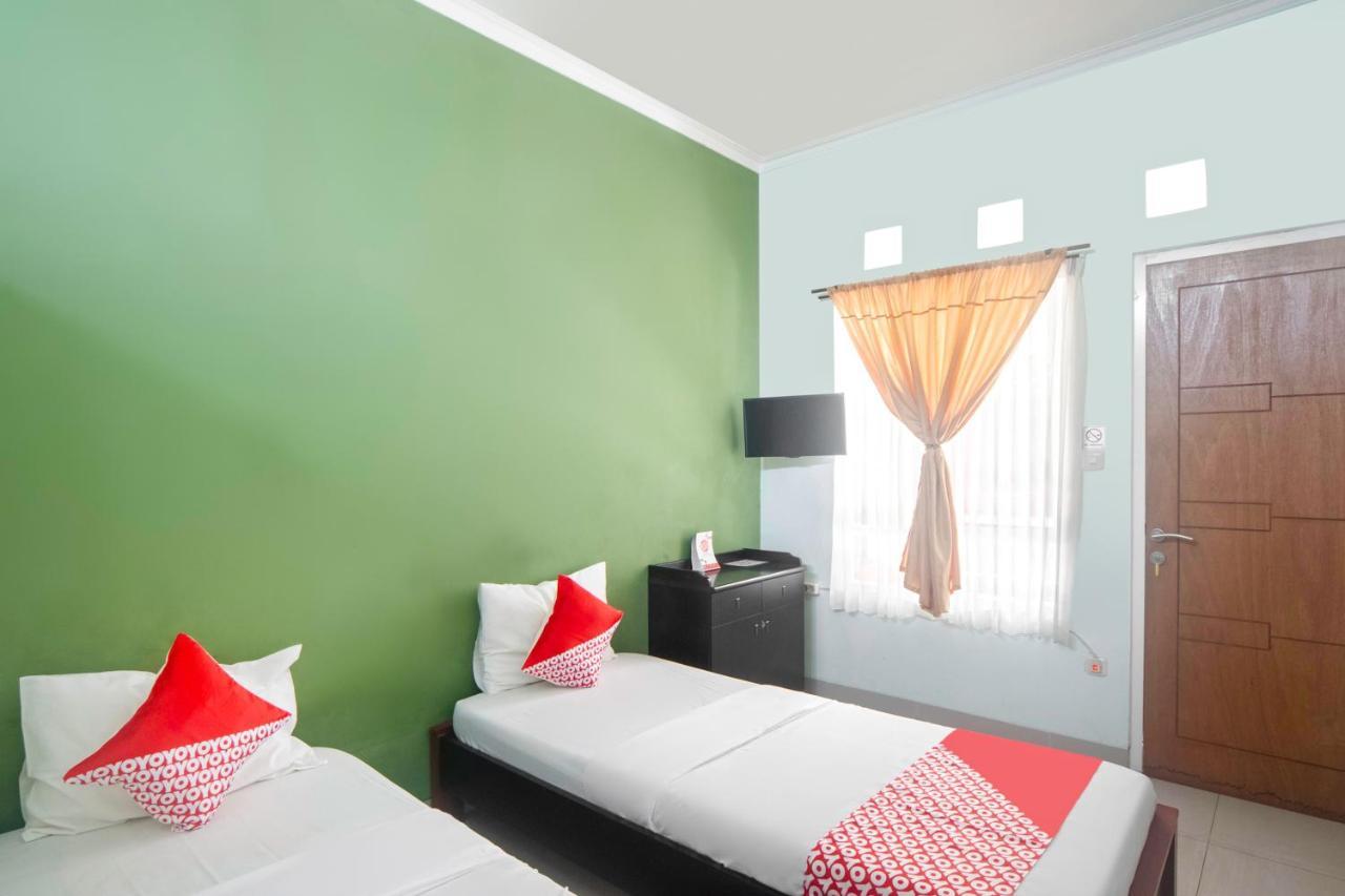 Polaz Bnb Bogor Esterno foto