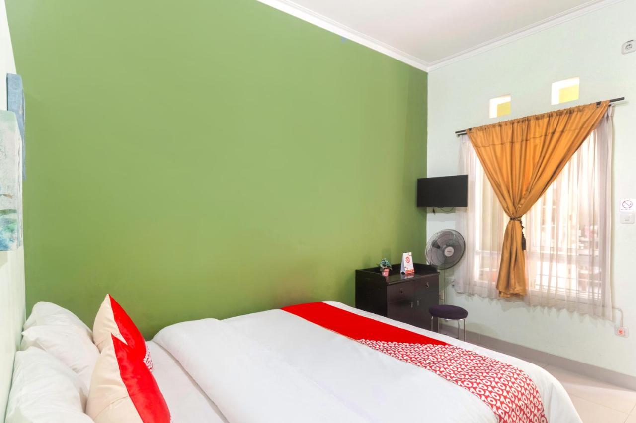 Polaz Bnb Bogor Esterno foto